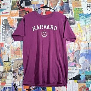 Harvard University T Shirt Gildan Heavy‎ Cotton Burgundy Maroon Size M